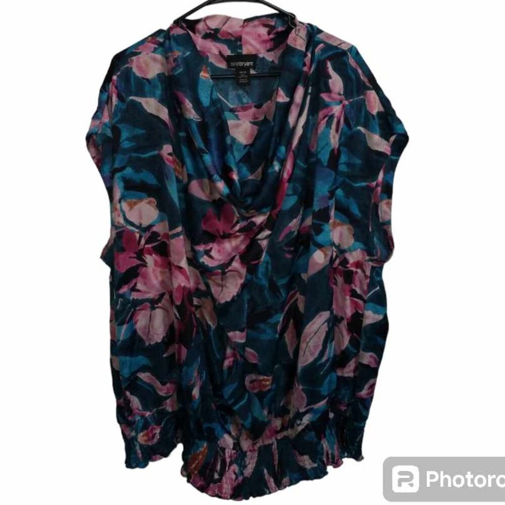 LANE BRYANT women's cowl neckline floral sleeveless blouse size 26/28 4X W-364